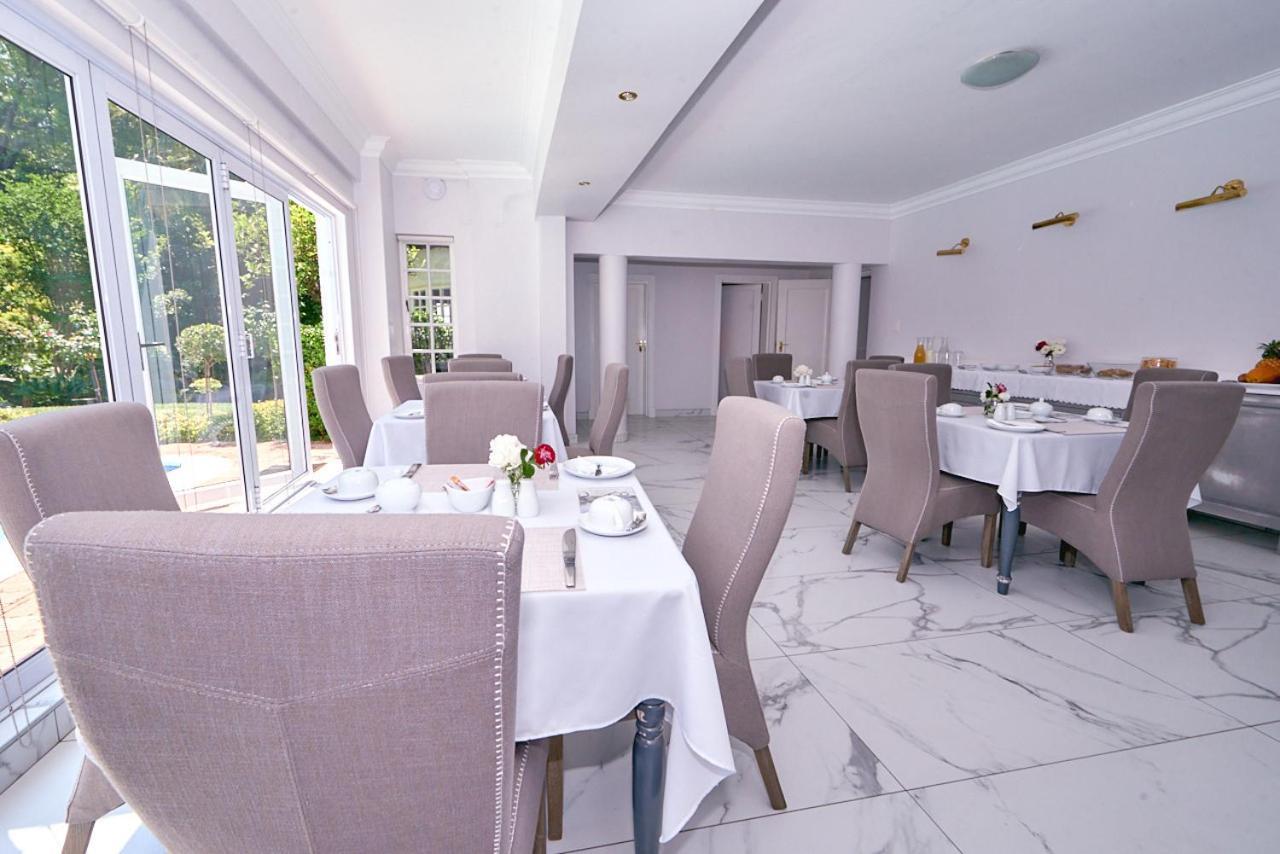 Sandton Country Manor Johannesburg Exterior photo